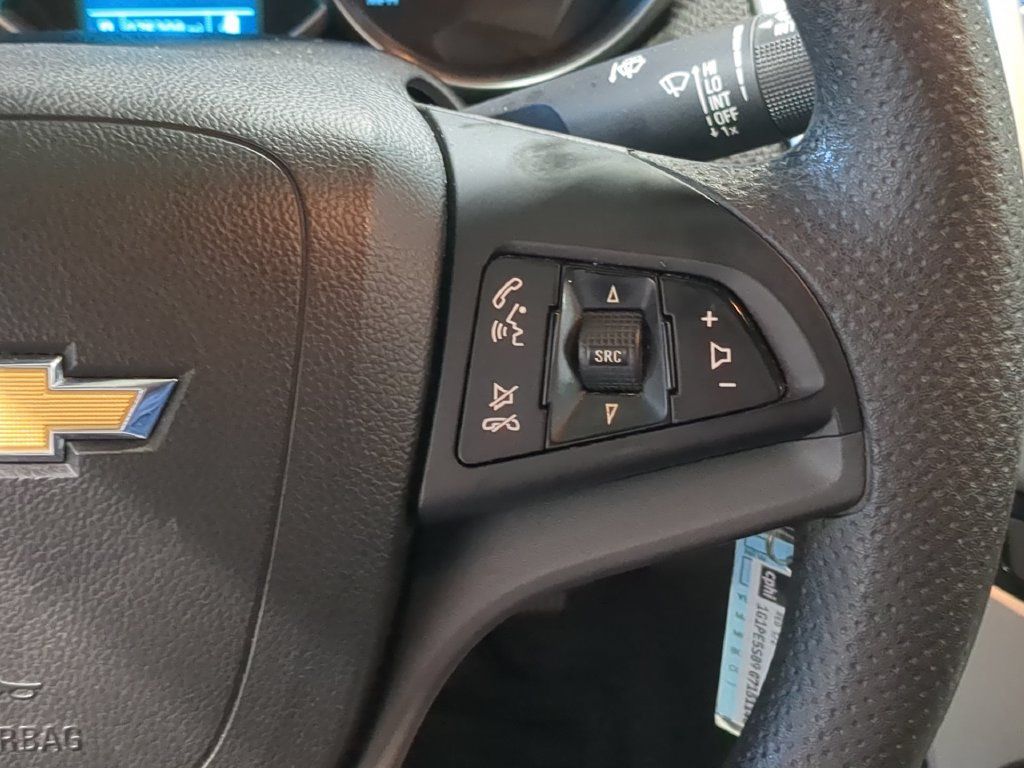 Used 2016 Chevrolet Cruze LT FWD image 28