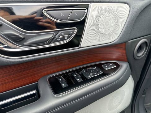 Used 2023 Lincoln Navigator L Reserve image 15