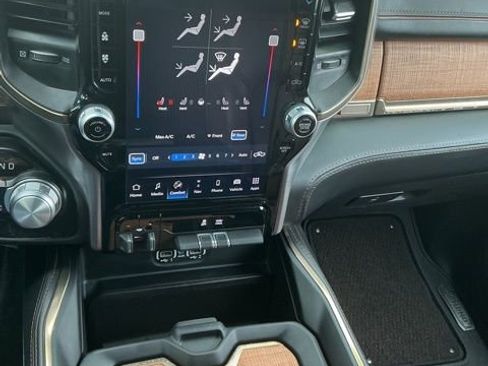 Used 2023 RAM 1500 Limited w/ Body Color Bumper Group image 19