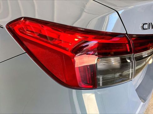 Used 2022 Honda Civic Sport image 34