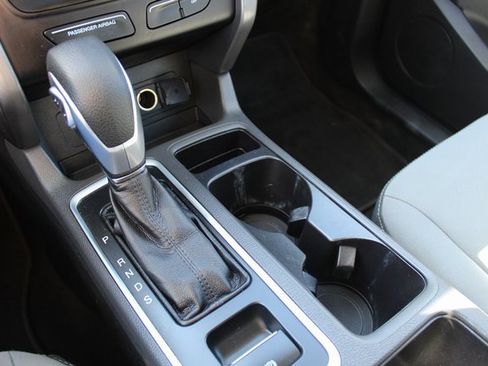 Used 2018 Ford Escape S image 23