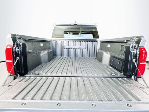 New 2025 Toyota Tacoma TRD Off-Road image 25