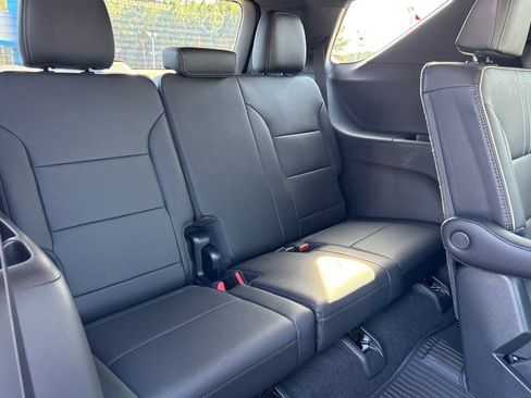 New 2026 Chevrolet Traverse High Country image 15