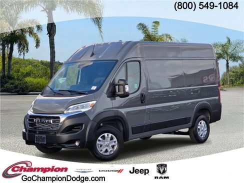 New 2026 RAM ProMaster 1500 w/ Quick Order Package 22G SLT image 1