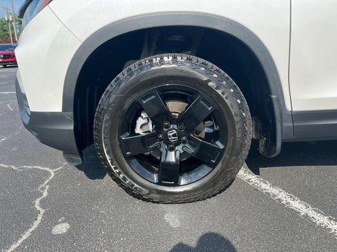 Certified 2024 Honda Ridgeline Black Edition image 27