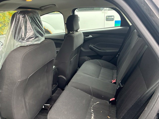 Used 2018 Ford Focus SE FWD image 9