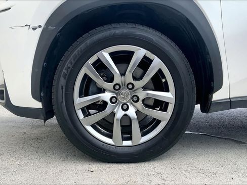 Used 2016 Lexus NX 200t FWD image 8