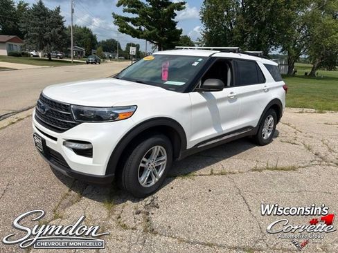 Used 2022 Ford Explorer XLT w/ Equipment Group 202A AWD/4WD image 8