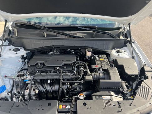 Used 2025 Hyundai Kona SEL image 32