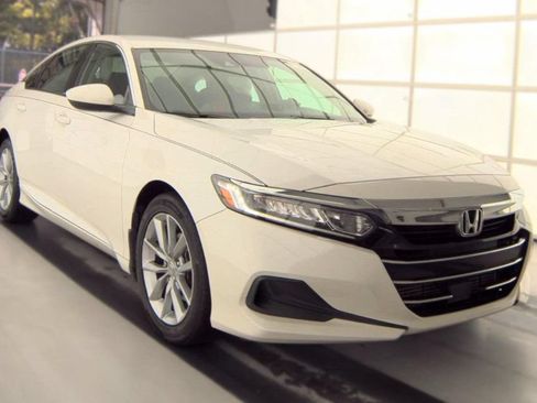 Used 2021 Honda Accord LX image 2