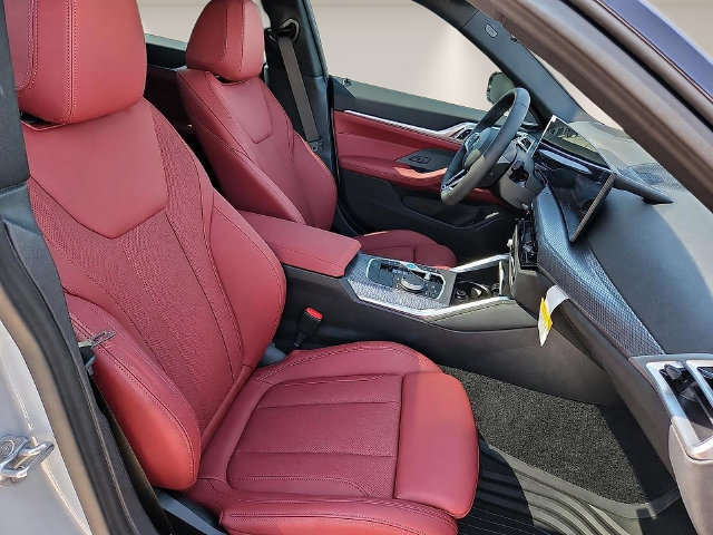 New 2026 BMW i4 eDrive40 w/ M Sport Package RWD image 16
