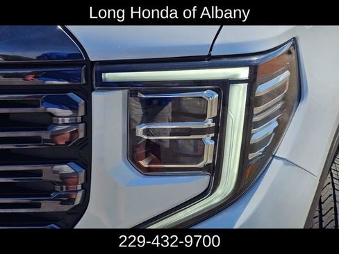 Used 2024 GMC Sierra 1500 Denali Ultimate AWD/4WD image 9
