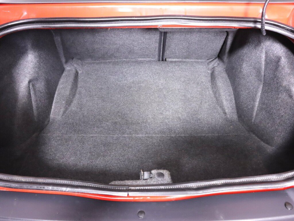 Used 2021 Dodge Challenger SXT RWD image 33