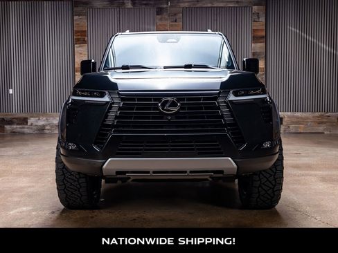 Used 2024 Lexus GX 550 AWD/4WD image 4