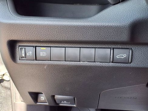 Used 2024 Toyota RAV4 SE AWD/4WD image 30