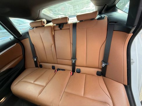 Used 2017 BMW 330i Gran Turismo xDrive image 28