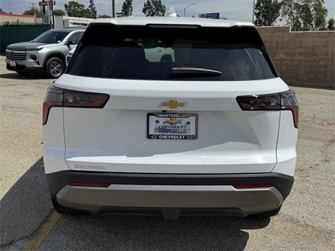 New 2026 Chevrolet Equinox LT image 4