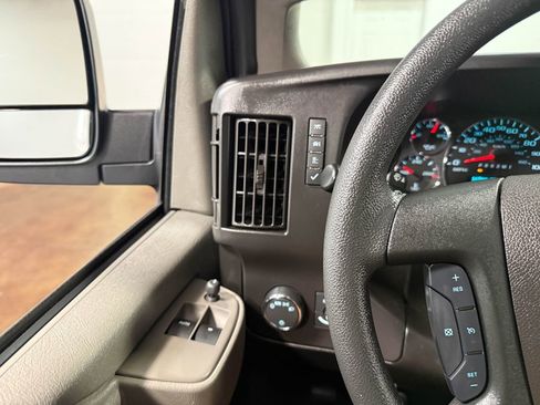 Used 2024 GMC Savana 2500 w/ Driver Convenience Package image 82
