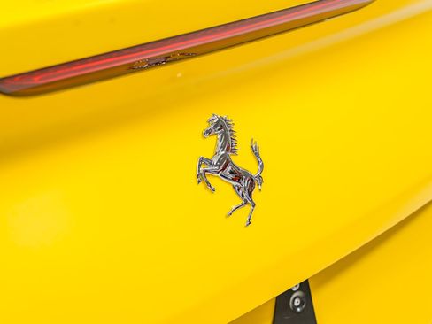 Used 2022 Ferrari 812 GTS RWD image 54