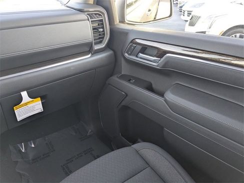 New 2026 GMC Sierra 1500 Elevation image 19