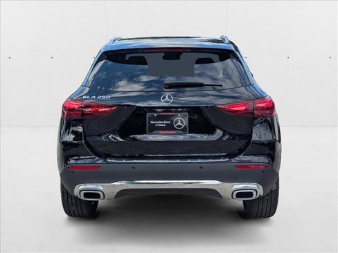 New 2026 Mercedes-Benz GLA 250 image 8