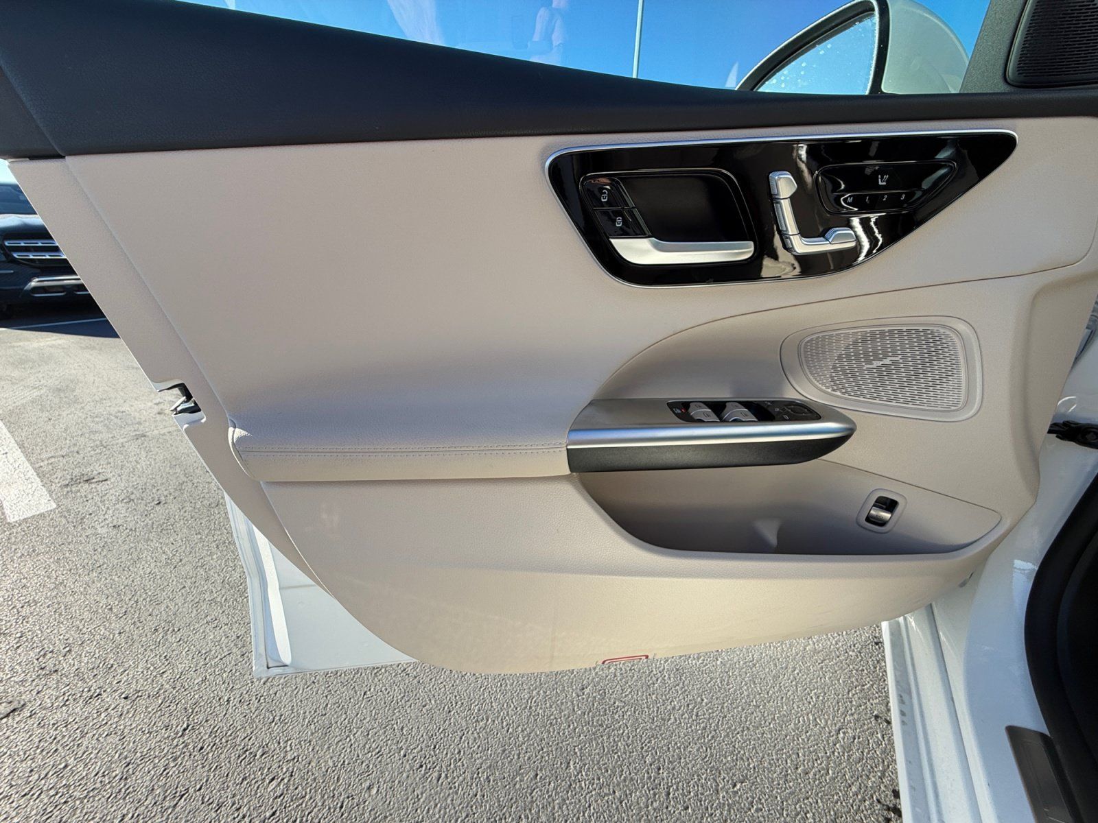 Used 2023 Mercedes-Benz C 300 4MATIC Sedan image 13