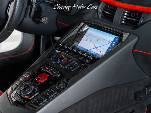 Used 2019 Lamborghini Aventador SVJ AWD/4WD image 42