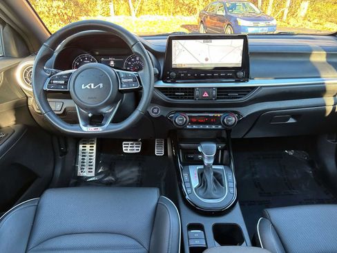 Used 2023 Kia Forte GT-Line w/ GT-Line Premium Package image 14