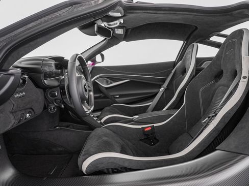 New 2027 McLaren 750S RWD image 14