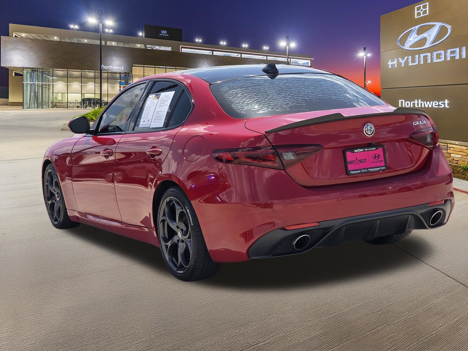 Used 2018 Alfa Romeo Giulia Ti Sport w/ Quick Order Package 22U Sport RWD image 9