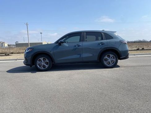 New 2026 Honda HR-V LX image 8