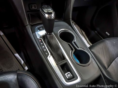 Used 2018 Chevrolet Equinox Premier w/ Infotainment II Package AWD/4WD image 25