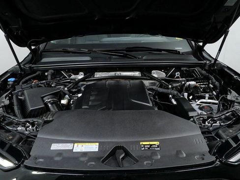 Certified 2025 Audi Q5 Premium w/ Convenience Package image 34