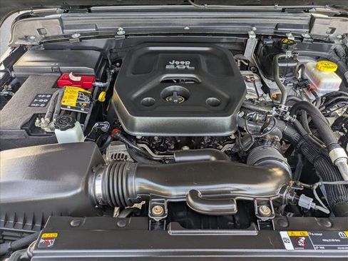 Used 2022 Jeep Wrangler Unlimited Sport image 22