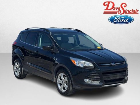 Used 2014 Ford Escape SE w/ Equipment Group 201A FWD image 4