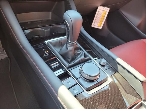 Used 2025 MAZDA MAZDA3 Carbon image 9