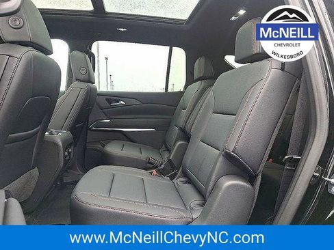 New 2026 Chevrolet Traverse Z71 w/ Driver Confidence Package image 6