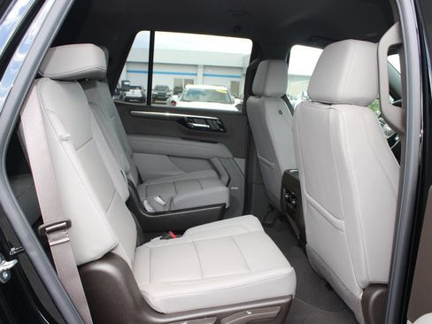 New 2026 Chevrolet Tahoe LT w/ Comfort Package RWD image 32
