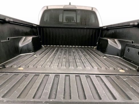 Used 2021 Toyota Tacoma SR5 image 32