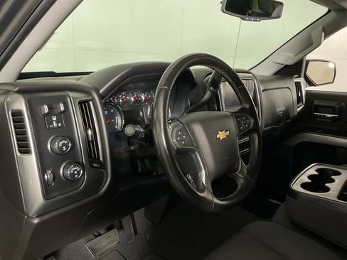 Used 2019 Chevrolet Silverado 1500 LT w/ LPO, Black Pack AWD/4WD image 18