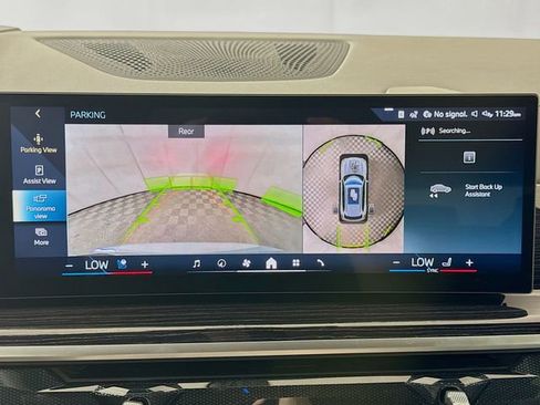 New 2026 BMW X5 xDrive50e w/ M Sport Package AWD/4WD image 14