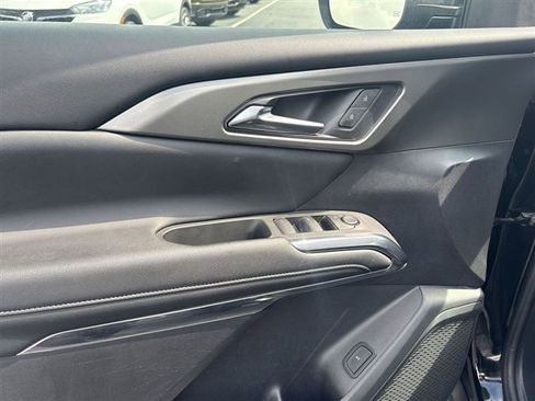 Certified 2024 Chevrolet Traverse LT w/ Midnight/Sport Edition image 23