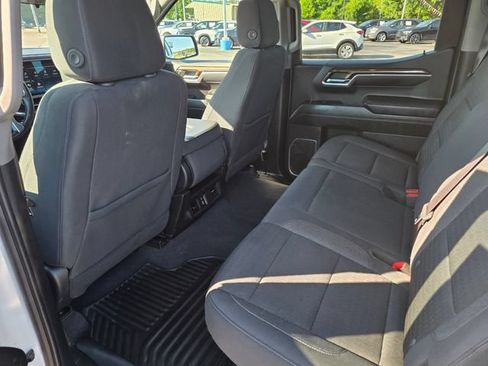 Used 2024 Chevrolet Silverado 1500 LT AWD/4WD image 33