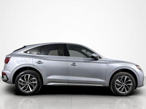 Used 2023 Audi Q5 2.0T Premium Plus w/ Premium Plus Package AWD/4WD image 6