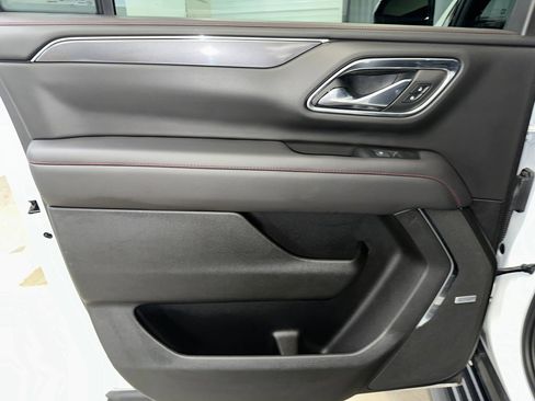 Used 2023 Chevrolet Suburban RST w/ Sport Performance Package image 20