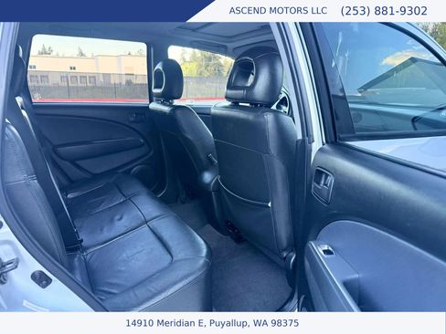 Used 2003 Mitsubishi Outlander XLS AWD/4WD image 12