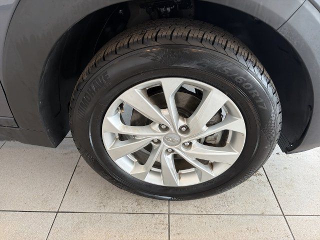 Used 2021 Hyundai Tucson Value FWD image 14