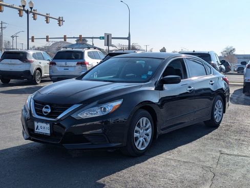 Used 2017 Nissan Altima 2.5 S w/ Power Driver Seat Package image 9