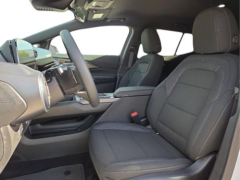 New 2026 Chevrolet Equinox EV LT image 14