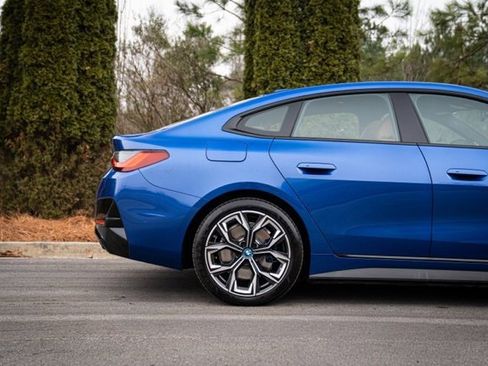 Used 2022 BMW i4 M50 w/ Premium Package image 13